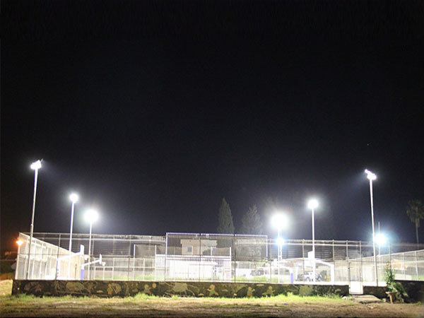 Israel outdoor basketball court module LED floodlight project case